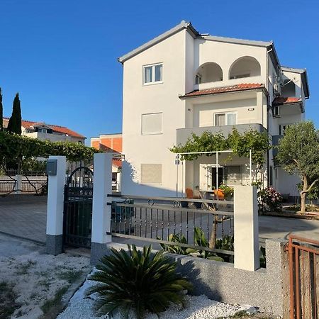 Apartments Antea Рогозница Екстериор снимка
