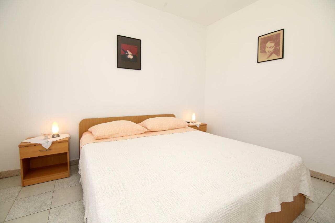 Apartments Antea Рогозница Екстериор снимка